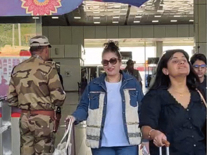 बॉलीवुड अभिनेता गोविंदा की पत्नी सुनीता आहुजा पहुंचीं जयपुर:अक्षयपात्र मंदिर में करेंगी शूटिंग, कल खाटूश्यामजी मंदिर दर्शन करने होंगी रवाना, सुधीर चौधरी भी आए नजर