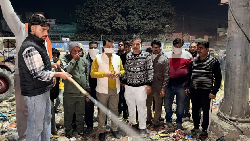 विधायक शिव अरोरा की तत्परता से सिडकुल ढाल के पास हजारों परिवार पर बड़ा संकट टला, कूड़े के ढेर मे आग लगने से लोगो की आँखो मे  जलन, दम घुटने, उल्टी जैसी शिकायत आई सामने*