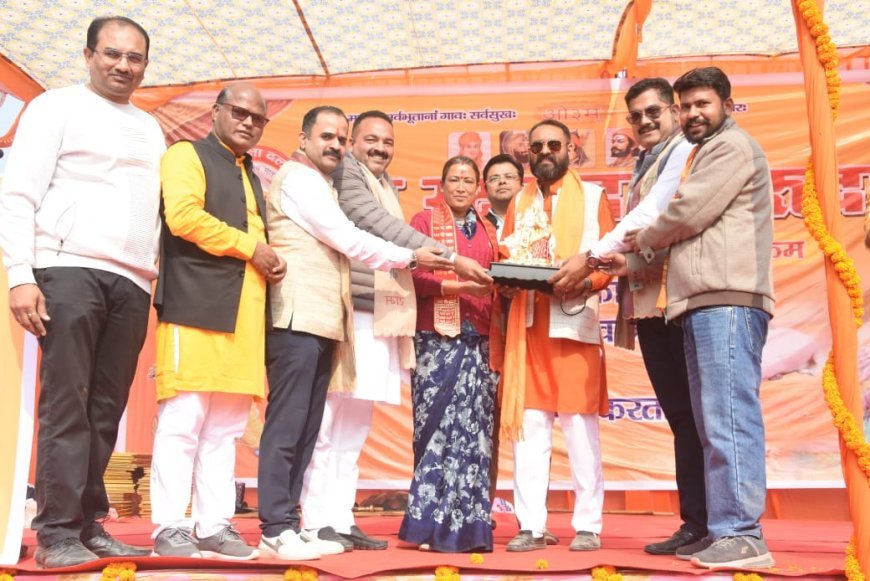 *गौ सेवा है मानवता का आधार : रेखा आर्या