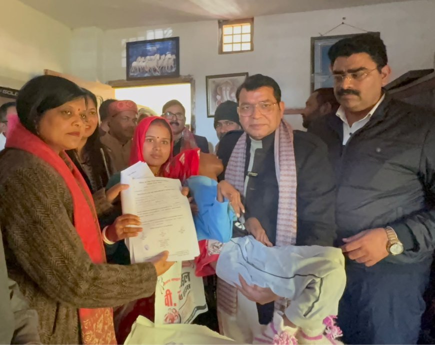 जन जन की सरकार जन जन के द्वार कार्यक्रम मे 13 साल से भटक रहे आनंद खेड़ा निवासी गौतम समुदार के बच्चे का 13 मिनट मे बना विकलांग प्रमाण पत्र, परिवार के चहरे पर दिखी ख़ुशी की चमक*