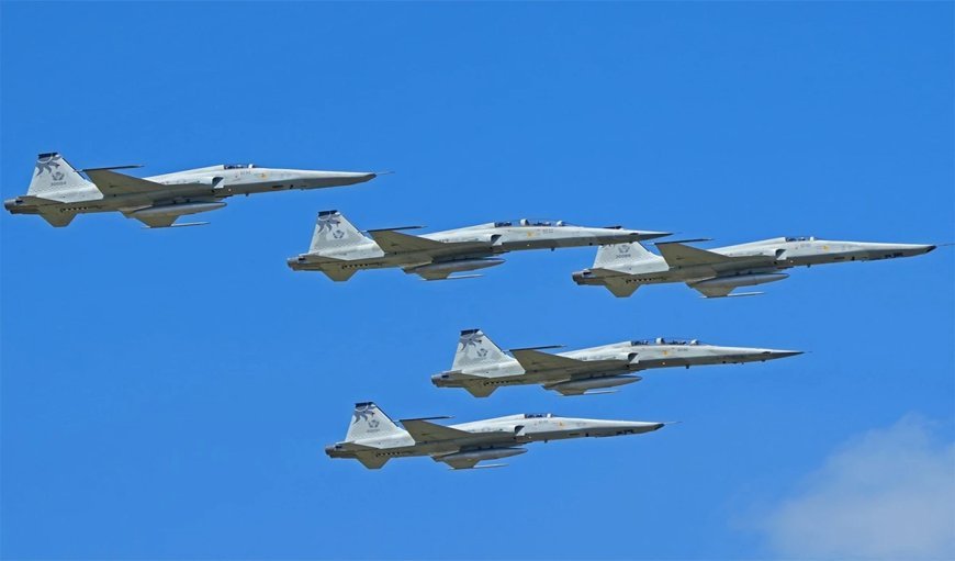 ताइवान की सीमा पर चीन की आक्रामकता, ADIZ में 12 विमानों की घुसपैठ, सेना अलर्ट