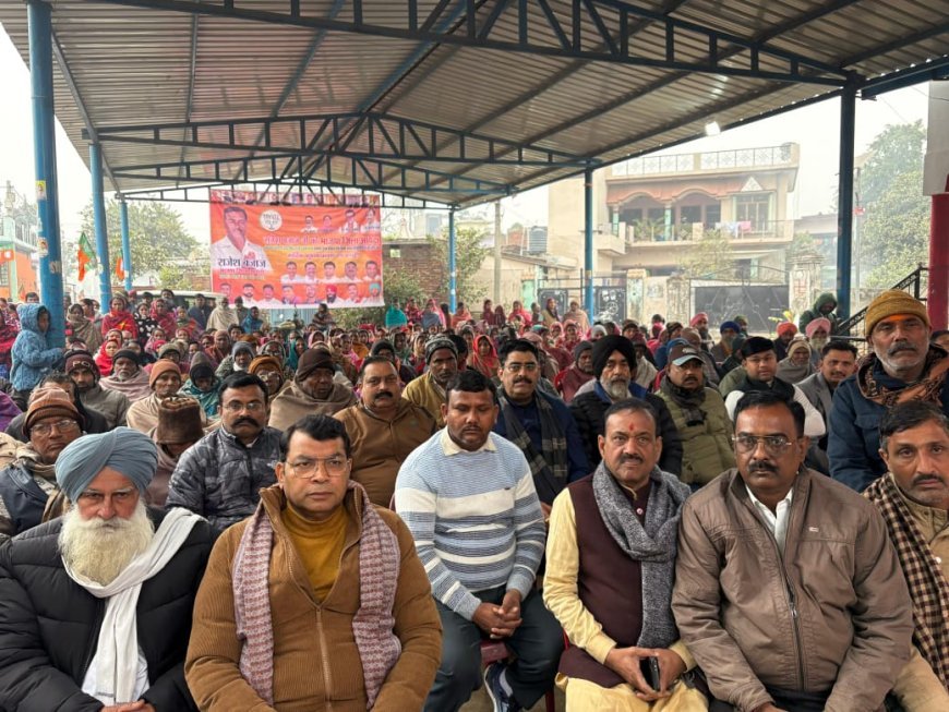 *विधायक शिव अरोरा ने किसानो संग बूथ संख्या 182, ग्राम शिवपुर में प्रधानमंत्री नरेंद्र मोदी के 129वे मन की बात संस्मरण क़ो सुना