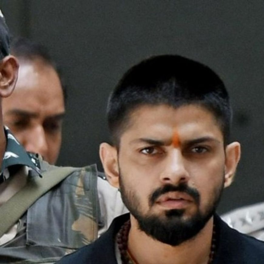 लॉरेंस के व्यापारियों को धमका कर वसूले 91 लाख पकड़े:इनोवा में रखकर जोधपुर से श्रीगंगानगर ला रहे थे; 10 पकड़े, थाने के आसपास नो एंट्री लगाई