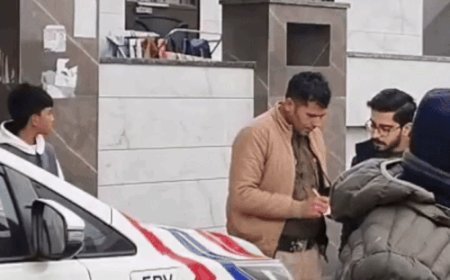 करनाल में घर में घुसकर लूट की कोशिश:हथियार दिखाकर महिला से मारपीट, शोर मचाने पर फरार- बदमाश CCTV में कैद