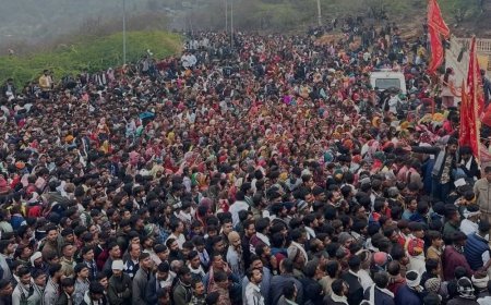 तिल चौथ पर चौथ माता मंदिर में उमड़ा जनसैलाब:श्रद्धालुओं ने पत्थरों से कच्चे घर बनाकर सपना साकार करने की मनोकामना की