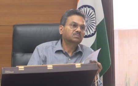 हरियाणा के मुख्य सचिव रस्तोगी की तबीयत बिगड़ी:देर रात सीने में दर्द हुआ; मोहाली फोर्टिस अस्पताल में भर्ती, 1990 बैच के IAS अफसर