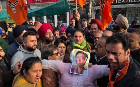 दिल्ली की पूर्व CM के बयान पर पटियाला में विरोध:भाजपा ने फूंका आतिशी का पुलता, बोले-सिख कौम अपमान बर्दाश्त नहीं करेगी