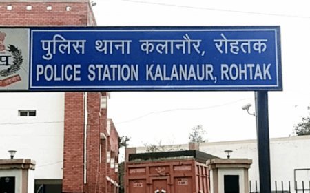 रोहतक में अवैध हथियारों के साथ युवक गिरफ्तार:तीन पिस्तौल और कारतूस बरामद, कोर्ट ने रिमांड पर भेजा