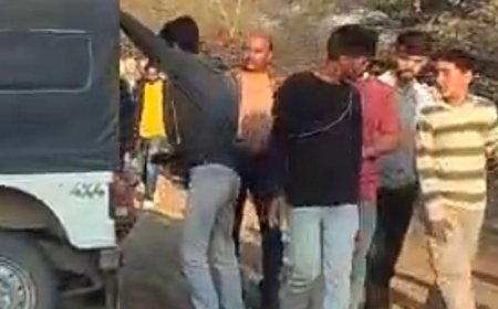 बीहड़ में मिला गुमशुदा बच्चे का शव:पतंग लूटने गया था, वापस नहीं लौटा; जांच में जुटी चूरू पुलिस