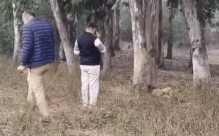 कुरुक्षेत्र में नेशनल हाईवे पर मिला युवक का अर्धनग्न शव:हत्या की आशंका, गर्दन पर चोट के निशान, पोस्टमॉर्टम से होगा खुलासा