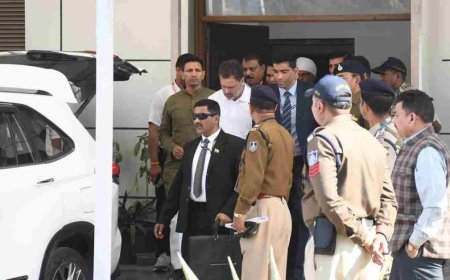 LIVE: भागीरथपुरा के पीड़ितों से मिले राहुल गांधी, सरकार से सवाल, हादसे का जिम्मेदार कौन?