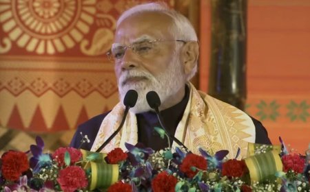 PM Modi in Assam: 'जहां गोलियों की गूंज थी, आज वहां संगीत', बोले- राज्य बना रहा नई पहचान