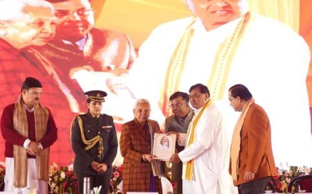 रामायण विश्वविद्यालय में 35 फीट ऊंची श्रीराम प्रतिमा का अनावरण