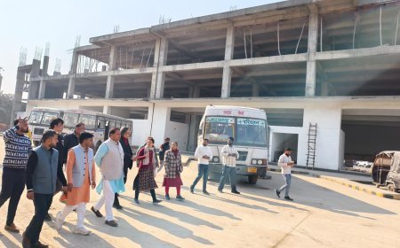 महापौर ने निर्माणाधीन बस टर्मिनल का किया निरीक्षण