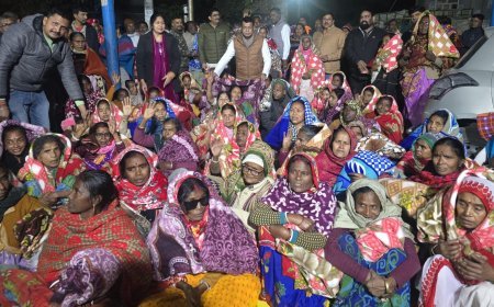 *विधायक शिव अरोरा ने शिवपुर क्षेत्र मे 200 से अधिक जरूरतमंद लोगो को बाटे कम्बल! लिया महिला,बुजुर्गों का आशीर्वाद*