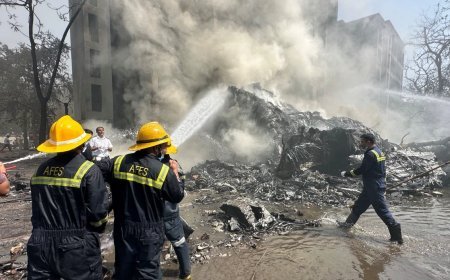 Colombia में विमान के दुर्घटनाग्रस्त हो जाने से सांसद समेत 15 लोगों की मौत