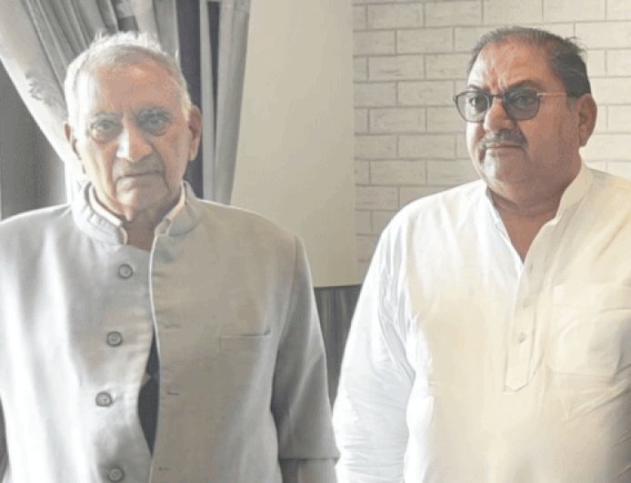 नारनौल में कांग्रेस को झटका, पूर्व MLA ने छोड़ी पार्टी:अभय चौटाला से मिले, 18 जनवरी को इनेलो जॉइन करेंगे