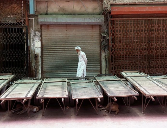 Karachi प्रशासन का अल्टीमेटम- फुटपाथ खाली करो, वरना होगी FIR, कारोबारियों में बढ़ा तनाव