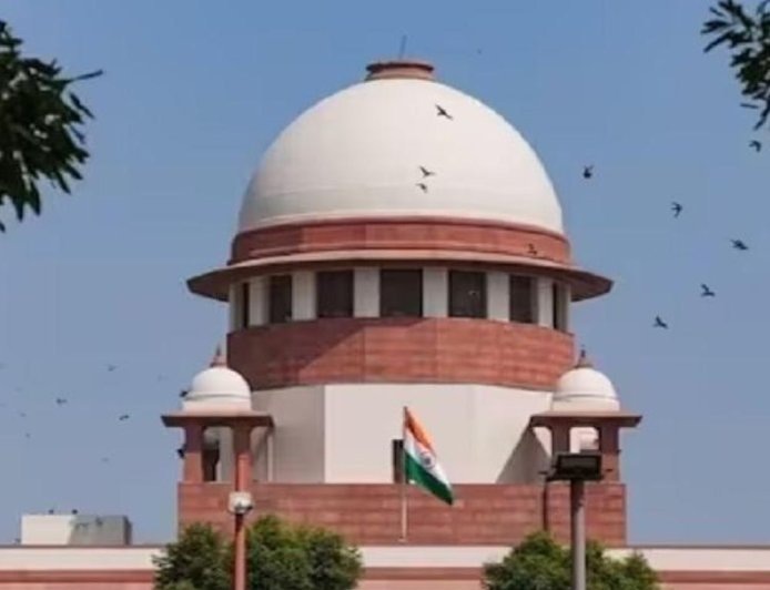 CJI बोले– कार स्टेटस सिंबल, इसे रोक नहीं सकते:लोग पैसा बचाकर कार खरीदते हैं; वकील ने कहा था– कारों पर रोक लगाकर प्रदूषण रोकें