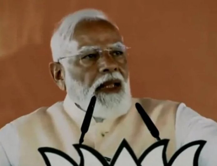 मुंबई के बाद अब बंगाल की बारी, मालदा में पीएम मोदी ने दिया जीत का नया मंत्र