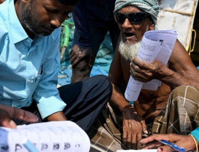 प.बंगाल की फाइनल वोटर लिस्ट की तारीख बदल सकती है:EC बोला- 14 फरवरी तक सुप्रीम कोर्ट के निर्देश के मुताबिक काम पूरा होना मुश्किल