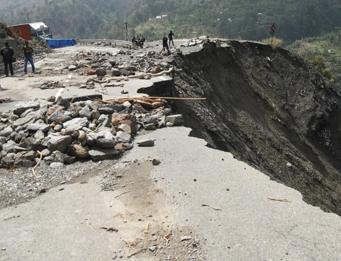 New Zealand में एक ‘कैंपिंग’ स्थल में भूस्खलन, बचाव कार्य जारी