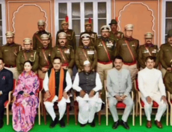 हनवंत सिंह राजपुरोहित को राष्ट्रपति पुलिस पदक:राज्य स्तरीय समारोह में राज्यपाल हरिभाऊ बागड़े ने दिया सम्मान, कई बहुचर्चित केस में निभा चुके हैं भूमिका