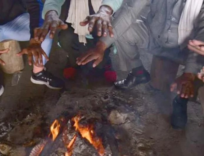 Weather Update : बारिश और भारी बर्फबारी से चमकी ठंड, इन 10 राज्‍यों में IMD का अलर्ट