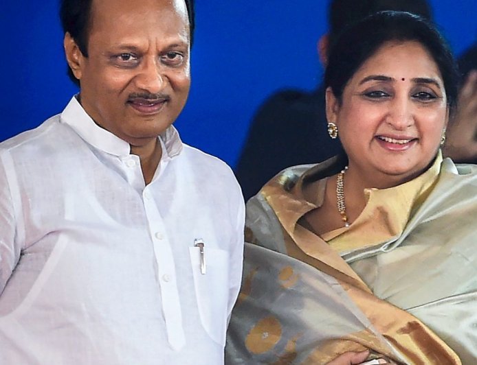 अजित पवार की पत्नी को डिप्टी सीएम बनाने की मांग:NCP नेता फडणवीस से मिले, विभाग भी मांगे; NCP के विलय पर फैसला शरद पवार लेंगे