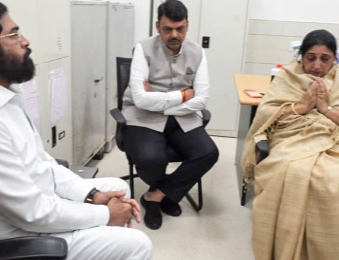 अजित पवार की पत्नी महाराष्ट्र की डिप्टी–CM बन सकती हैं:पति की बारामती सीट से चुनाव लड़ सकती हैं; पार्टी के शरद गुट में विलय की भी चर्चा