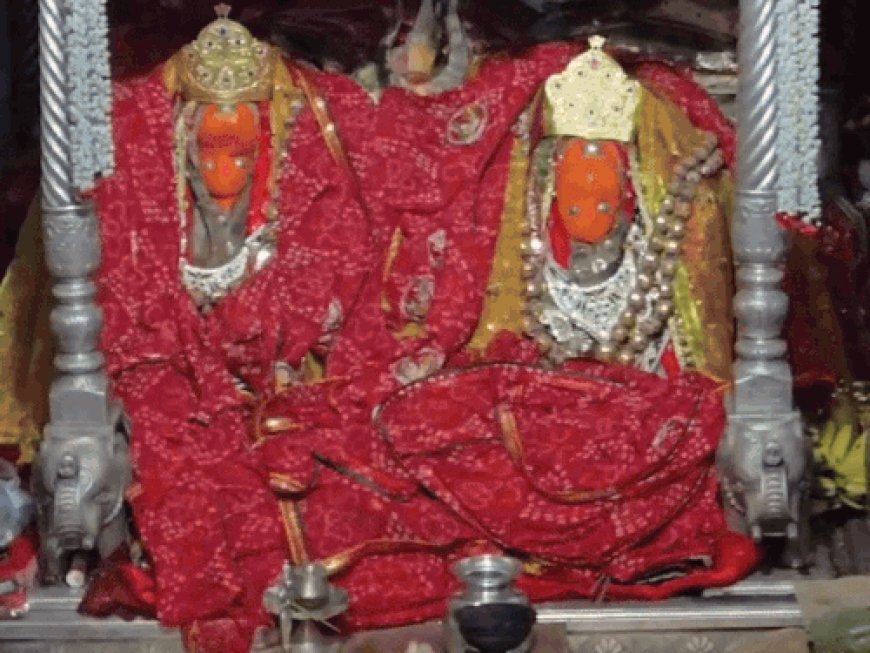 शक्तिपीठ शाकंभरी माता को चढ़ाई 8000 फीट लंबी चुनरी:ढोल-नगाड़ों-डीजे के साथ 18Km पैदल चलकर पहुंचे श्रद्धालु