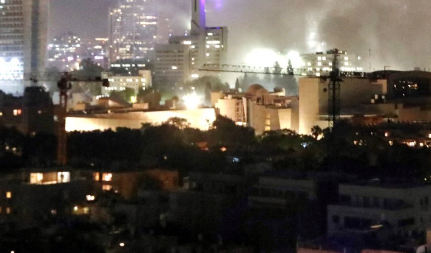 Iran Protests Escalate | ईरान में विरोध प्रदर्शनों में अब तक कम से कम 35 लोगों की मौत, 1,200 प्रदर्शनकारियों को हिरासत में लिया गया