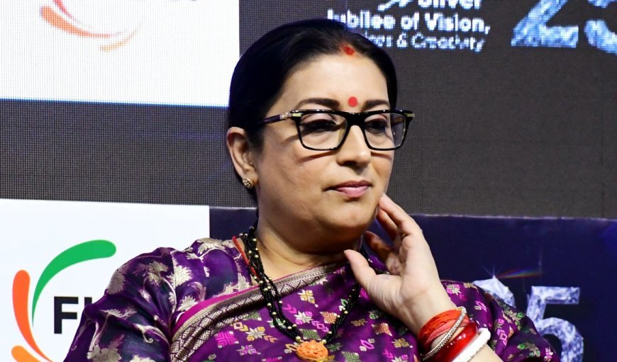 सूक्ष्म उद्यमों को सशक्त बनाना सामाजिक, आर्थिक नजरिये से जरूरी: Smriti Irani