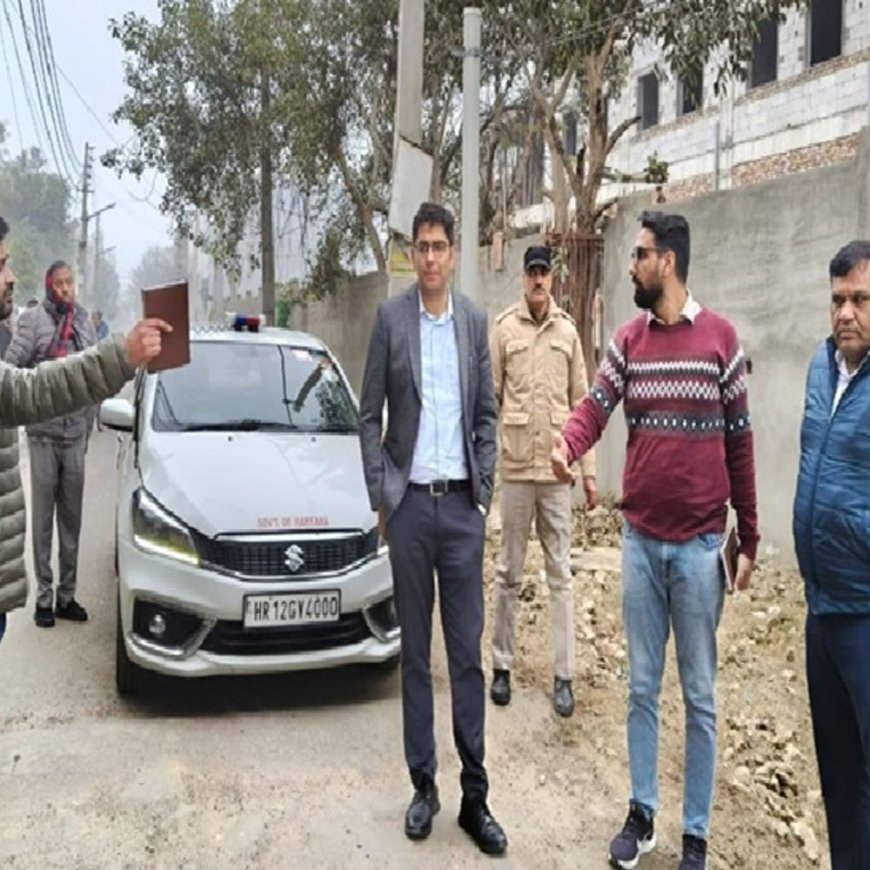 रोहतक में फील्ड में उतरे नगर निगम कमिश्नर:विकास कार्यों को लेकर अधिकारियों को दिए निर्देश, बोले- गुणवत्ता से नहीं होगा समझौता
