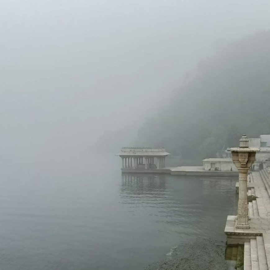 राजसमंद में कोहरे ने किया परेशान:विजिबिलिटी कम होने से वाहनों की रफ्तार धीमी रही