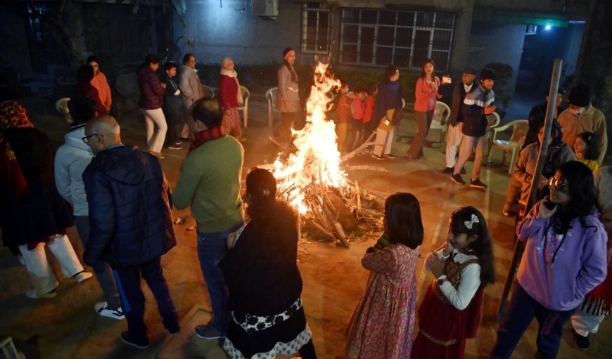 Lohri 2026 पर ये सरल उपाय बदल देंगे आपकी लाइफ, घर आएगी सुख-समृद्धि और गुड लक