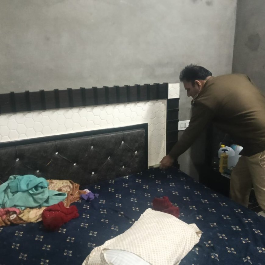 फतेहाबाद पुलिस ने चलाया सर्च अभियान:सार्वजनिक स्थानों की ली तलाशी, सड़कों पर नाकाबंदी, वाहनों की जांच करी, ड्राइवरों से पूछताछ