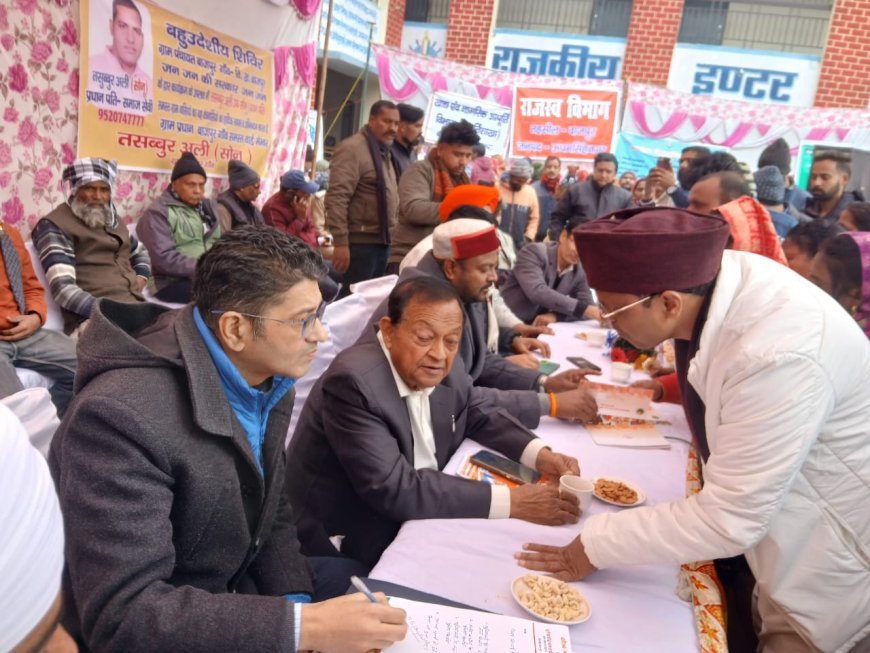 ग्रामीणों को मिली एक ही छत के नीचे सभी सेवाएं।*