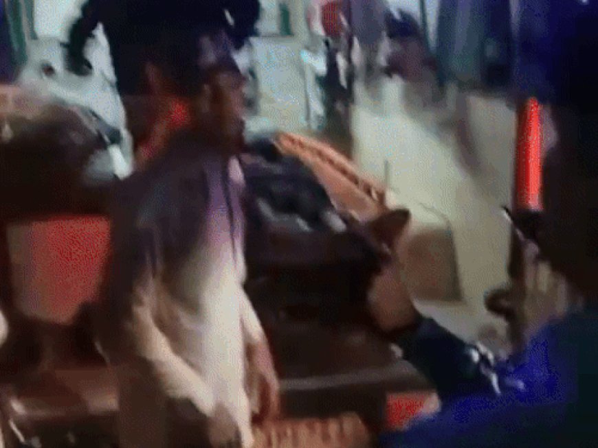 प्रतापगढ़ में दो बाइकें भिड़ीं, तीन की मौत:खाना खाकर घर जा रहे थे दो दोस्त, सामने से आ रही बाइक से टकराए; दो गंभीर घायल