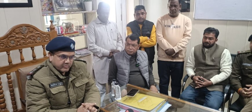 *रम्पुरा निवासी मलखान हत्या कांड मे परिजनों के संग रुद्रपुर कोतवाल से मिले विधायक शिव अरोरा बोले कोई भी दोषी बचना नहीं चाहिए हो कठोर कार्यवाही