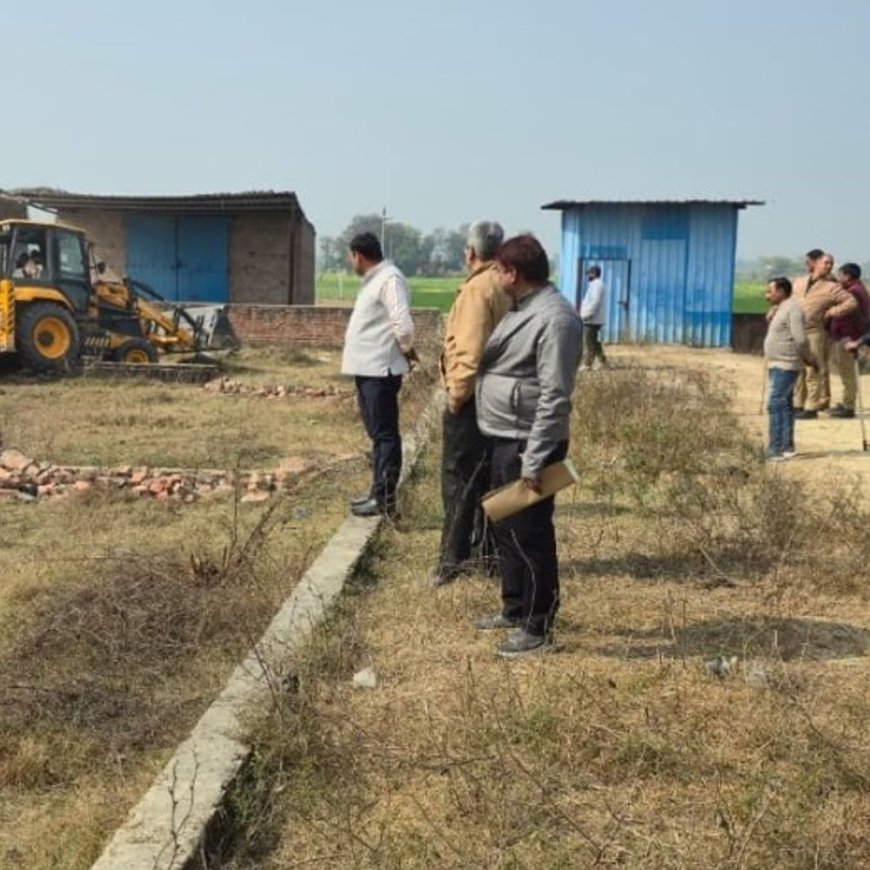 भदोही में अवैध लेआउट पर चला बुलडोजर:डीएम-सीईओ बीड़ा के निर्देश पर एसडीएम न्यायिक ने की कार्रवाई