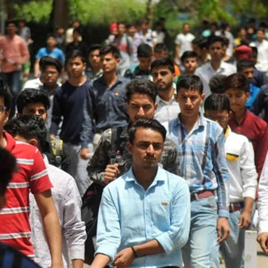 टियर-2 और टियर-3 शहर नए जॉब हब:मेट्रो सिटी से डेढ़ गुना ज्यादा वैकेंसी, इस साल देश में 1.28 करोड़ नौकरियां बनने की उम्मीद