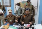 सिरसा में मोबाइल चोरी के आरोप में युवक गिरफ्तार:पुलिस ने 10 फोन बरामद किए; गैंस सिलेंडर व अन्य सामान भी मिला