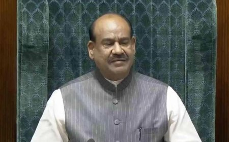 लोकसभा में हंगामा, स्पीकर ओम बिरला पर अविश्वास प्रस्ताव ला सकता है विपक्ष