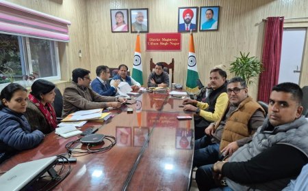 सीएम के कार्यक्रम को भव्य और दिव्य बनाने के लिए महापौर ने जिला प्रशासन के साथ बनाई रूपरेखा