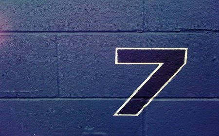 Numerology: इन 3 मूलांक की लड़कियों को Love Life में मिलता है सबसे ज्यादा धोखा