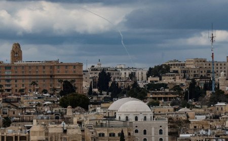 गैर-ज़रूरी यात्रा से बचें...भारत ने UAE में अपने नागरिकों के लिए एडवाइज़री जारी की, ईरानी हमलों में अबू धाबी में एक की मौत