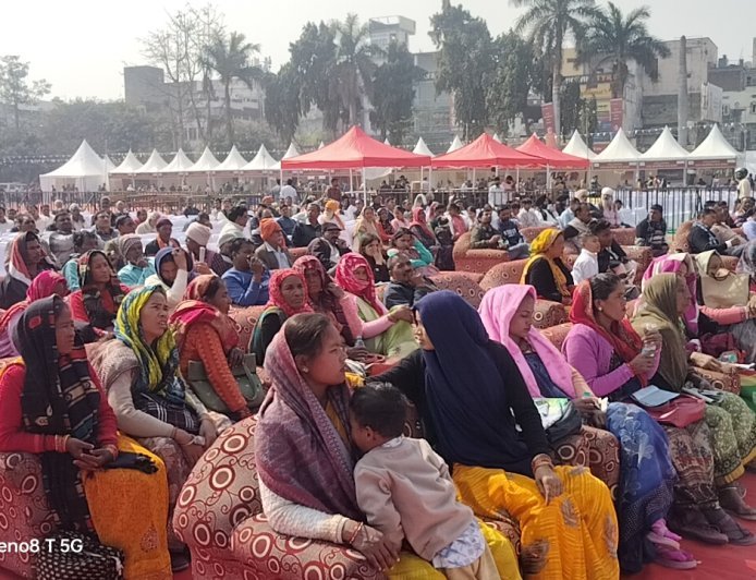 सरकार जनकल्याण एवं विकास के लिए प्रतिबद्ध, कांग्रेस की चिंता चुनावी : परिहार*