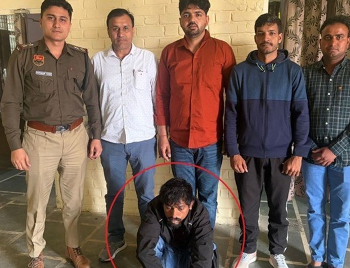 सोनीपत में पुलिस ने दबोचा इनामी बदमाश:होटल से फोन चोरी, युवक पर चाकू से हमला किया; कई थानों में दर्ज हैं केस