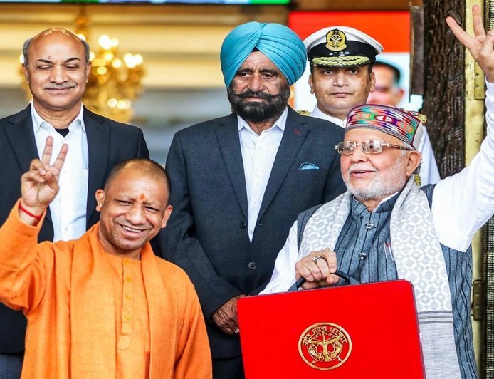योगी सरकार ने प्रस्तुत किया समग्र विकास का बजट